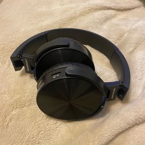 Merkury headphones
